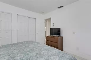 906 N 13th Ave, Hollywood, FL 33019 - Photo 25