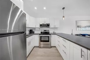 15610 NE 6th Ave, Miami, FL 33162 - Photo 9