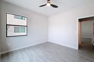 406 NW 41st St, Oakland Park, FL 33309 - Photo 27