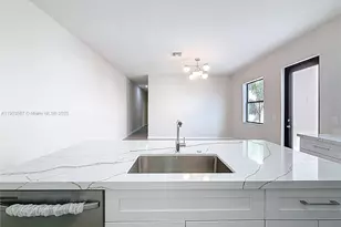 406 NW 41st St, Oakland Park, FL 33309 - Photo 21