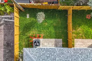 406 NW 41st St, Oakland Park, FL 33309 - Photo 49