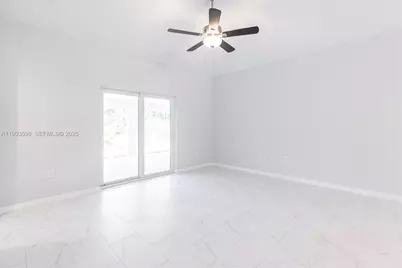 2005 Rosa Ct, Lehigh Acres, FL 33972 - Photo 5