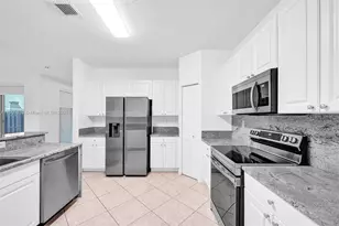 11348 NW 73rd Terrace, Doral, FL 33178 - Photo 5