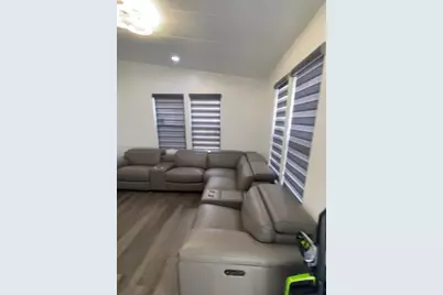 5404 NW 200th Rd, Miami Gardens, FL 33055 - Photo 5