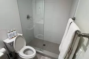 245 NE 33rd St, Miami, FL 33137 - Photo 7