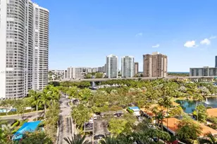3600 Mystic Pointe Dr, Aventura, FL 33180 - Photo 3