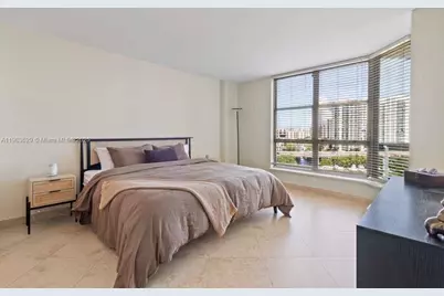 3600 Mystic Pointe Dr #1209, Aventura, FL 33180 - Photo 5