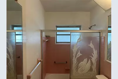 8308 NW 57th Ct, Tamarac, FL 33321 - Photo 13