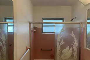 8308 NW 57th Ct, Tamarac, FL 33321 - Photo 13