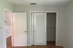 8308 NW 57th Ct, Tamarac, FL 33321 - Photo 17