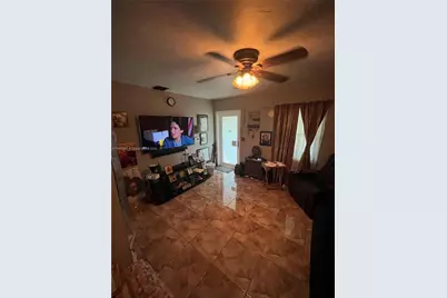 1733 NW 40th Street, Miami, FL 33142 - Photo 5