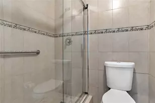 3505 S Ocean Dr, Hollywood, FL 33019 - Photo 15