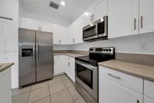 18320 SW 148th Rd, Miami, FL 33187 - Photo 27