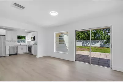 21241 NE 2nd Ave, Miami, FL 33179 - Photo 13