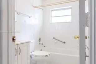 6920 NW 16th St, Margate, FL 33063 - Photo 15