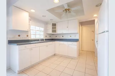 6920 NW 16th St, Margate, FL 33063 - Photo 9