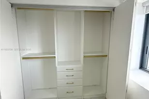 700 NE 24th St, Miami, FL 33137 - Photo 25