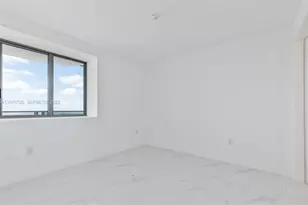 700 NE 24th St, Miami, FL 33137 - Photo 17