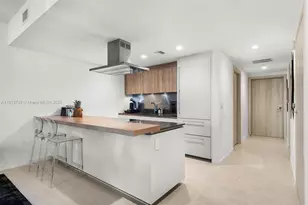 1000 Brickell Plaza, Miami, FL 33131 - Photo 15