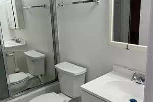 4801 NW 7th St, Miami, FL 33126 - Photo 11