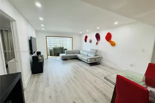 1555 W 44th Pl, Hialeah, FL 33012 - Photo 5