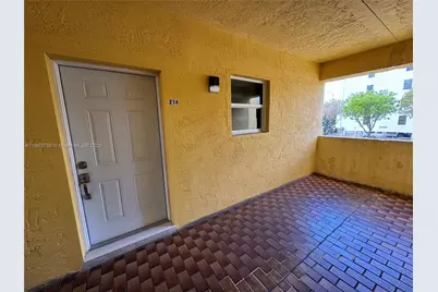 1555 W 44th Pl #214D, Hialeah, FL 33012 - Photo 25
