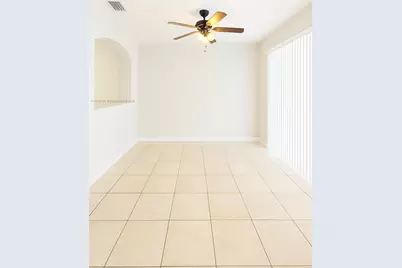 2417 SE 14th St, Homestead, FL 33035 - Photo 7