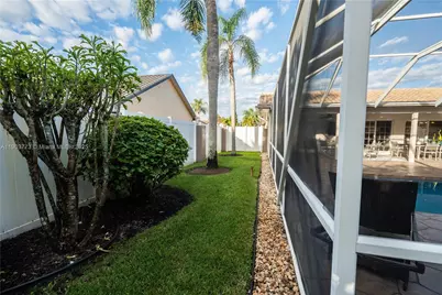 50 NW 128th Ave, Plantation, FL 33325 - Photo 25