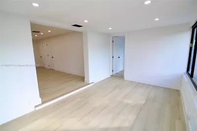 3611 NE 17th Ave, Pompano Beach, FL 33064 - Photo 17