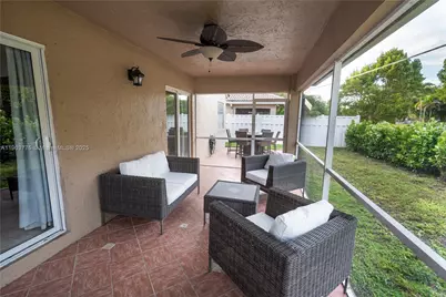 16061 La Costa Dr, Weston, FL 33326 - Photo 25