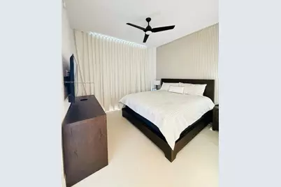 159 NE 6th St #PH5014, Miami, FL 33132 - Photo 19