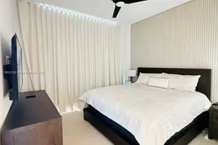 159 NE 6th St, Miami, FL 33132 - Photo 19