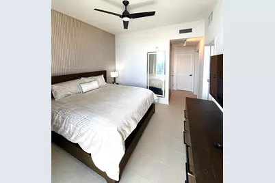 159 NE 6th St #PH5014, Miami, FL 33132 - Photo 17