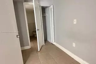 2175 NE 170th St, North Miami Beach, FL 33162 - Photo 17