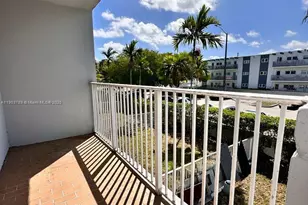 2175 NE 170th St, North Miami Beach, FL 33162 - Photo 23