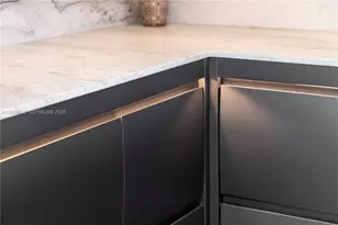 1800 Sunset Harbour Dr, Miami Beach, FL 33139 - Photo 7