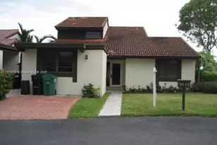 9032 SW 112th Pl, Miami, FL 33176 - Photo 1