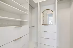 909 NE 16th Terrace, Fort Lauderdale, FL 33304 - Photo 11