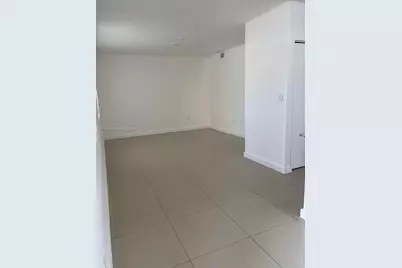423 E 27th St #101, Hialeah, FL 33013 - Photo 9
