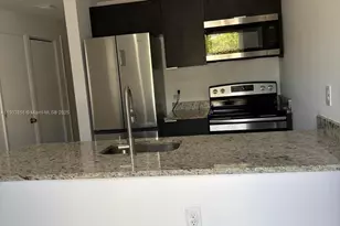 423 E 27th St, Hialeah, FL 33013 - Photo 1