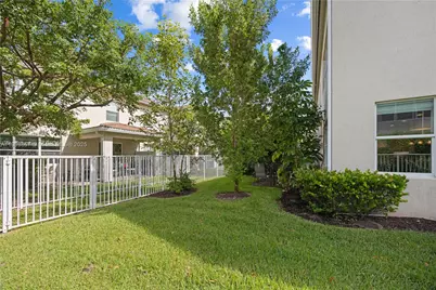 4103 Black Olive Ln, Hollywood, FL 33021 - Photo 23