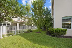 4103 Black Olive Ln, Hollywood, FL 33021 - Photo 23