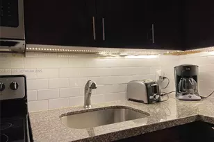 2426 SE 17th St, Fort Lauderdale, FL 33316 - Photo 3