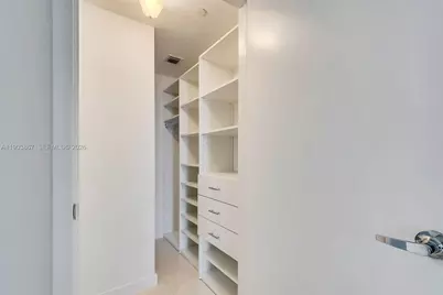 1010 Brickell Ave #4309, Miami, FL 33131 - Photo 19