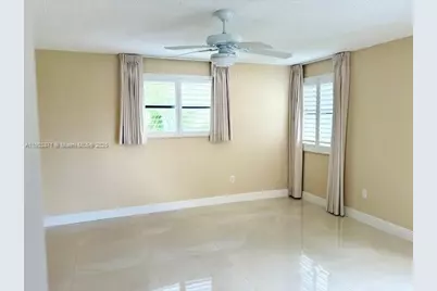 2334 S Cypress Bend Dr #501, Pompano Beach, FL 33069 - Photo 7