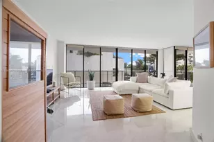 20281 E Country Club Dr, Aventura, FL 33180 - Photo 1