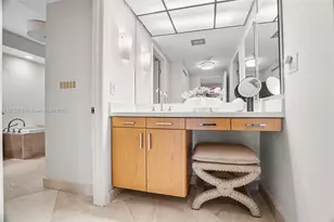 20281 E Country Club Dr, Aventura, FL 33180 - Photo 27