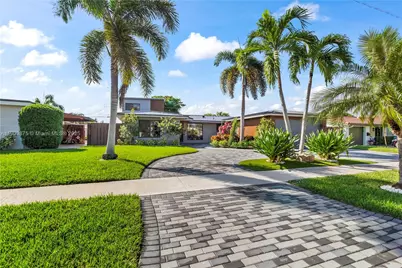 2108 NE 63rd St, Fort Lauderdale, FL 33308 - Photo 3