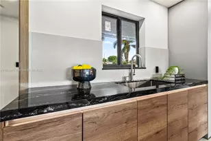 2108 NE 63rd St, Fort Lauderdale, FL 33308 - Photo 13