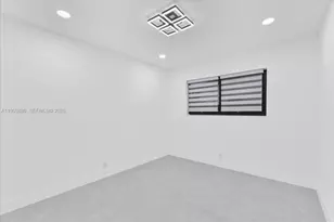 19511 NE 18th Pl, Miami, FL 33179 - Photo 15